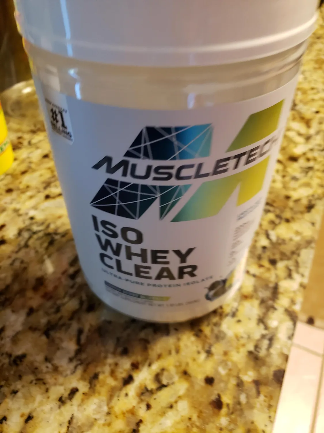 MuscleTech Iso Whey Clear Proteinpulver verschiedene Sorten leicht