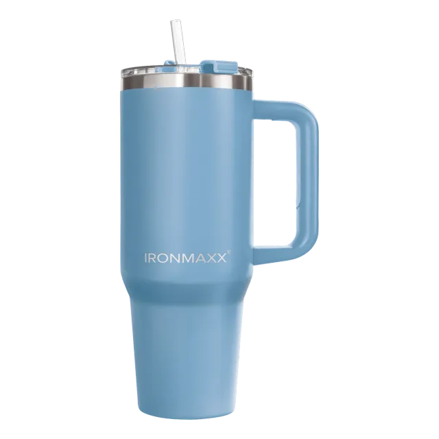 Iron Maxx Cup V3.0 1200 ml Trinkbecher Ice Blue isoliert